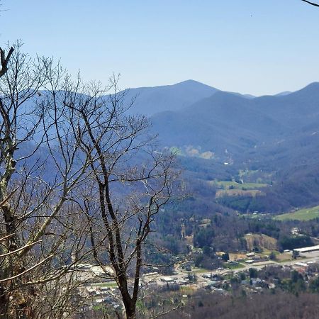 Treehouse Cathedral In Blue Ridge Mountains, Nc Villa Burnsville Eksteriør billede