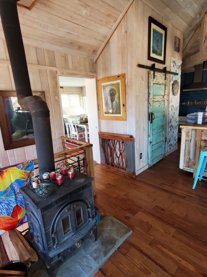 Treehouse Cathedral In Blue Ridge Mountains, Nc Villa Burnsville Eksteriør billede
