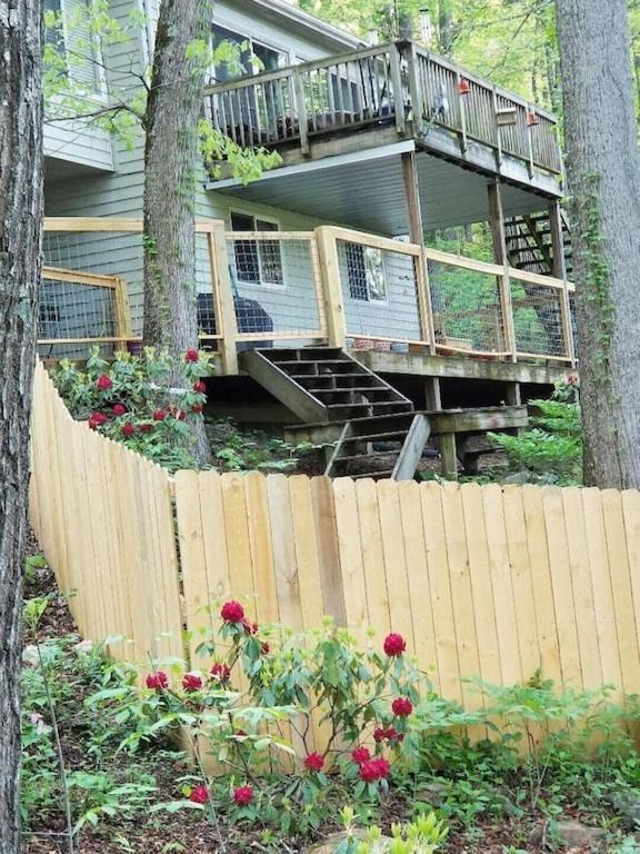 Treehouse Cathedral In Blue Ridge Mountains, Nc Villa Burnsville Eksteriør billede
